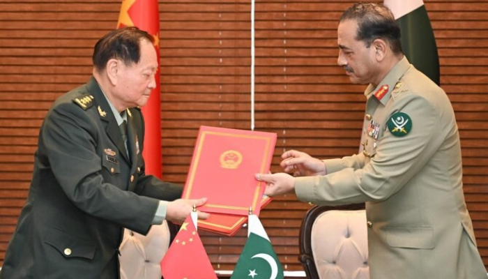 Pakistan Pilots Undergo Training on China's FC-31 Stealth Fighter 2 🤝 Strengthening Sino-Pak Defense Ties